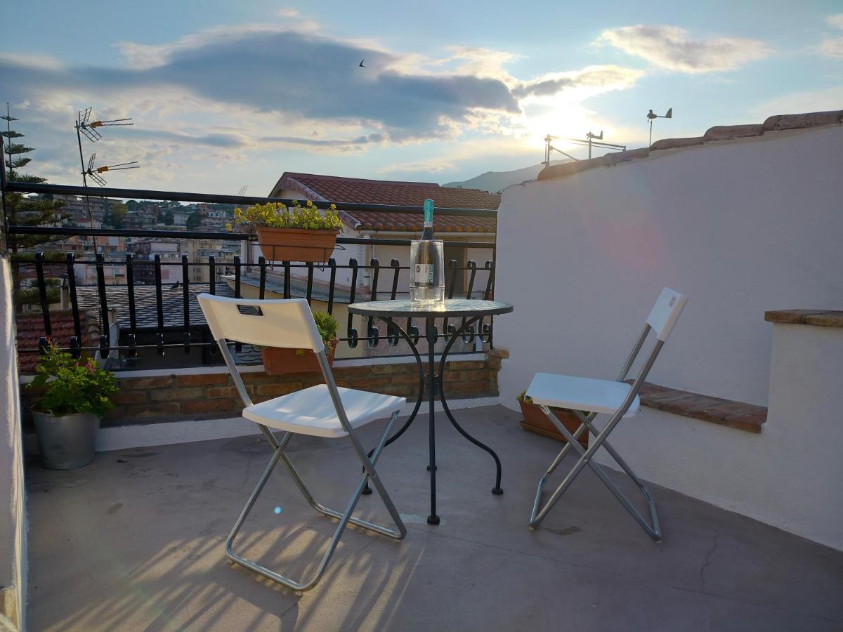 Attico Romantico Con Terrazza Sanremo - Palm Street, 104 - Free Wifi Exteriör bild